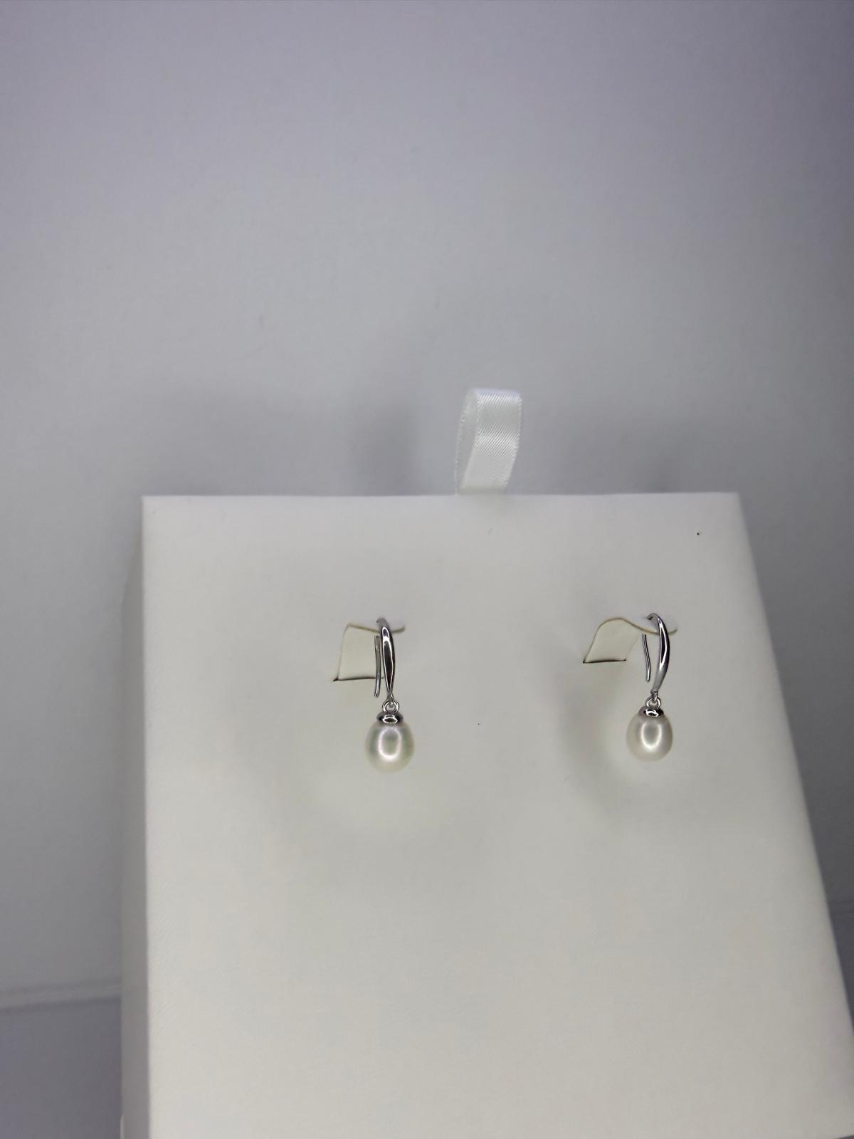 Pendientes Iria
